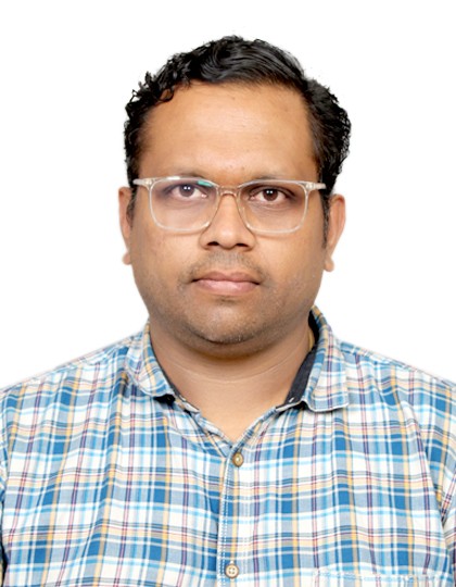 Dr. Mayank Dhar Dwivedi